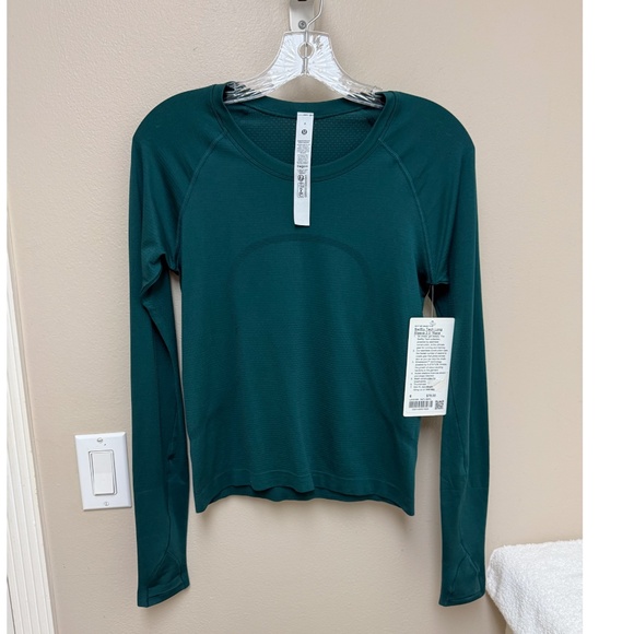 NEW! Lululemon Swiftly Tech Long-Sleeve Shirt 2.0 *Race Length Storm Teal Sz 6 - Picture 1 of 14